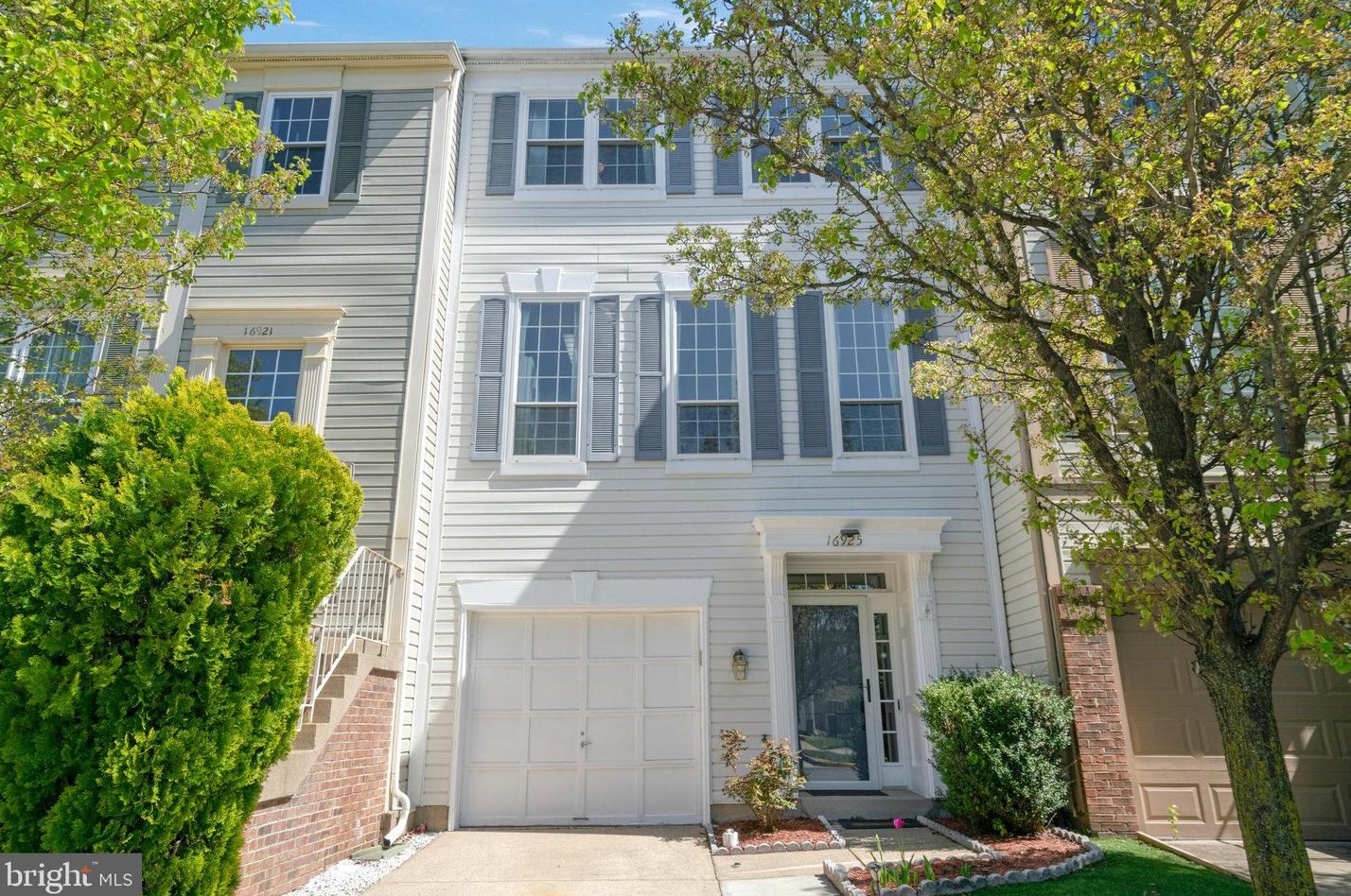 16925 Jed Forest Ln, Woodbridge, VA 22191
