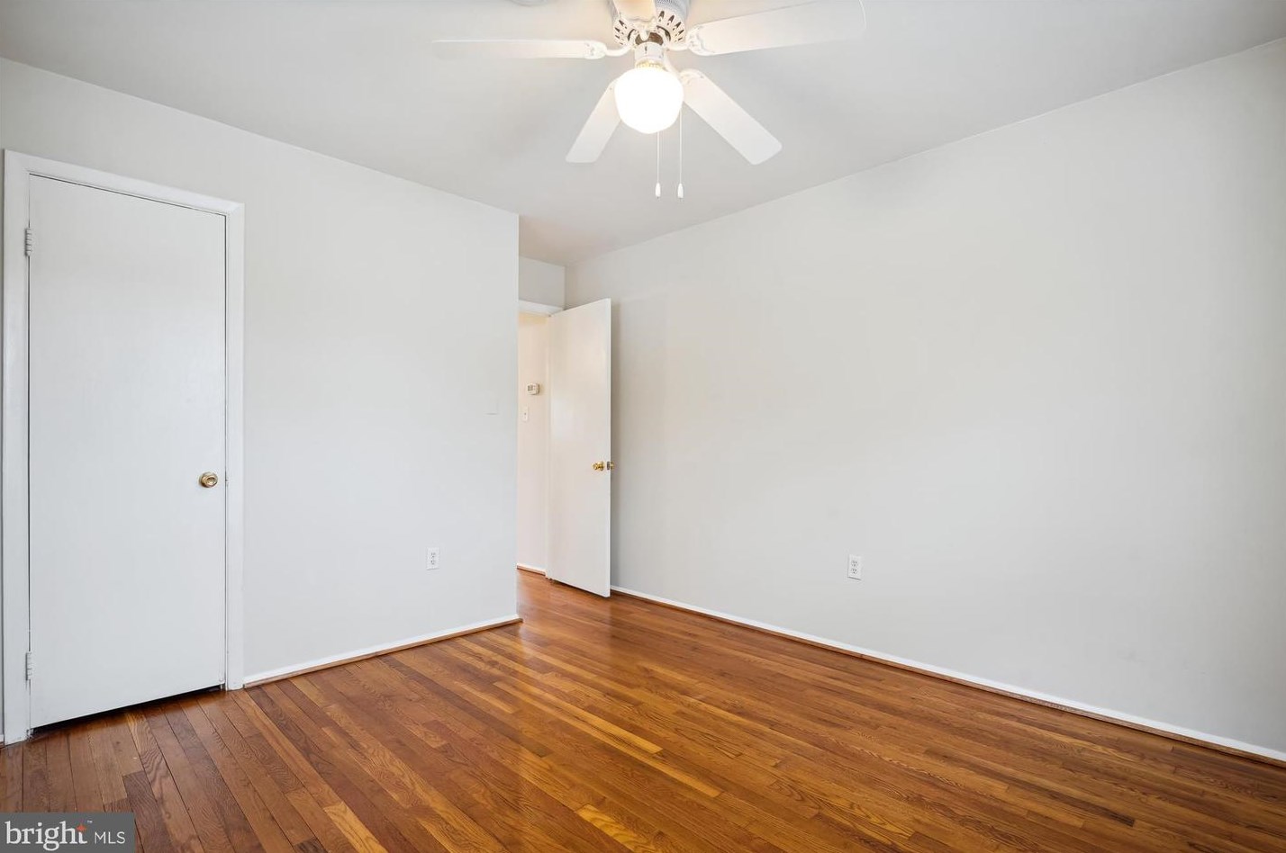 14330 Belleville Ave, Woodbridge VA  22193-1403 exterior