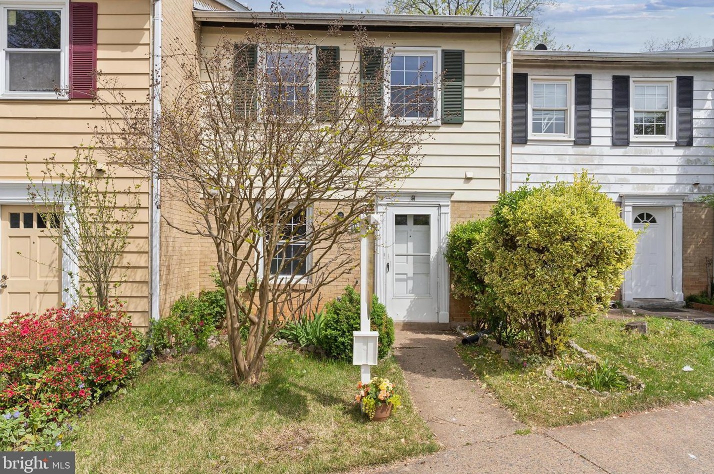 7633 Somerset Ln, Manassas, VA 20111-1615