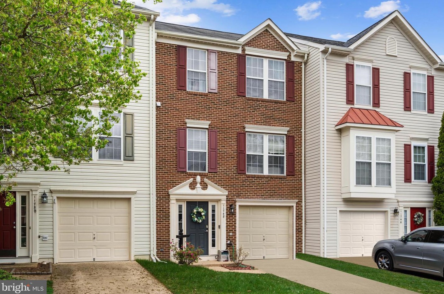 11748 Batley Pl, Woodbridge, VA 22192-8404