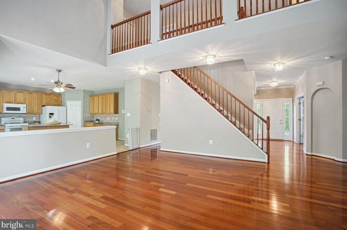 5881 Fincastle Dr, Manassas, VA 20112