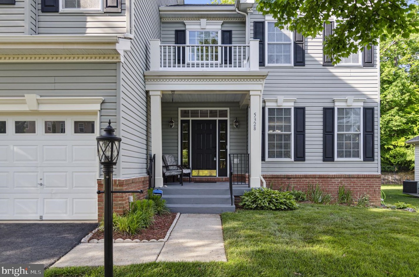 5328 Austra Pl, Woodbridge, VA 22193