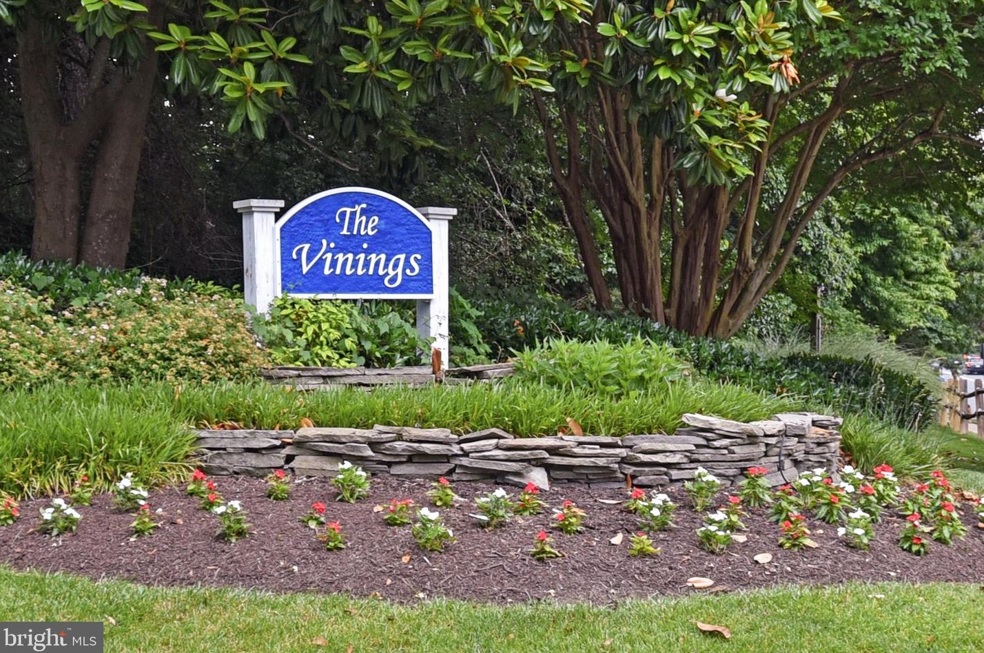 12040 Cardamom Dr, Woodbridge VA  22192-1447 exterior