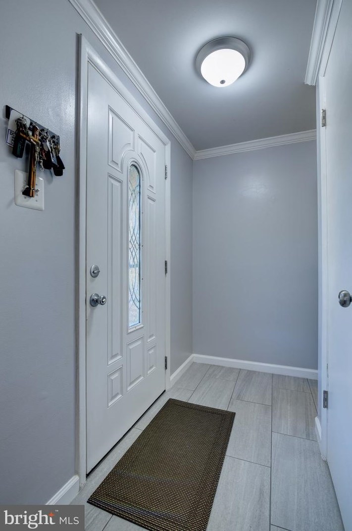 5407 Quarles Ct, Woodbridge, VA 22193