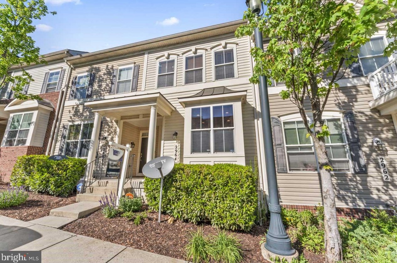 2964 Chinkapin Oak Ln, Woodbridge, VA 22191
