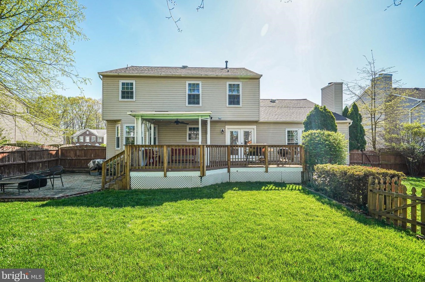 15792 Beau Ridge Dr, Woodbridge VA  22193-1028 exterior