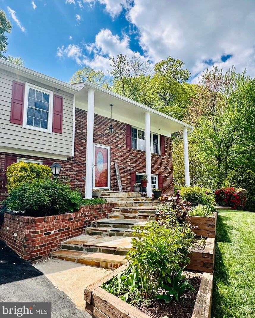 4786 Kelly Rd, Woodbridge, VA 22193-4924