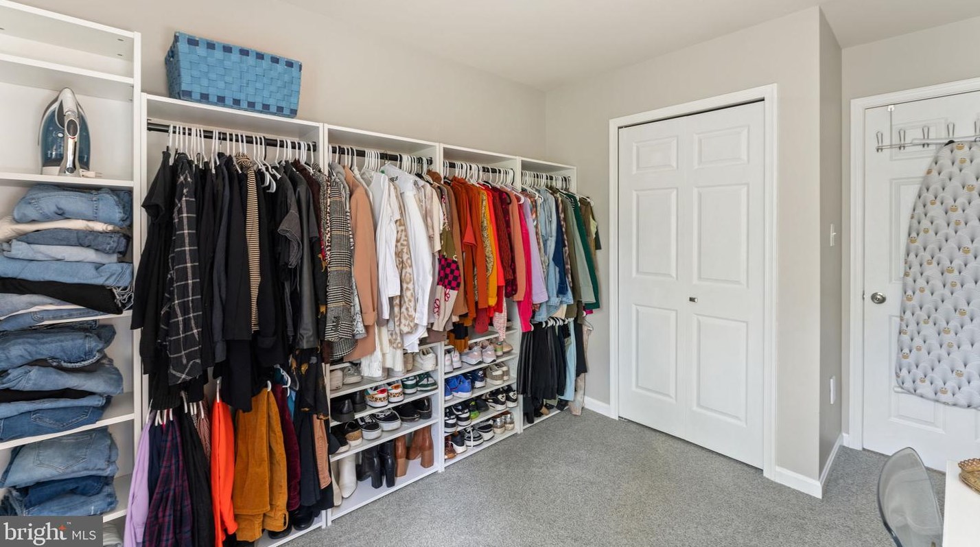 12365 Manchester Way, Woodbridge VA  22192-5178 exterior