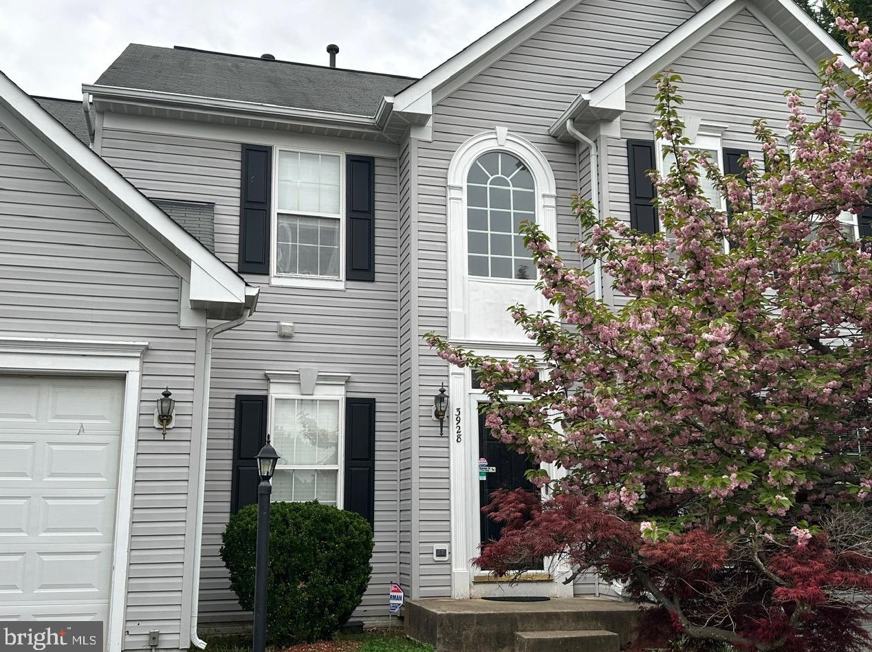 3928 Red Bird Ln, Woodbridge, VA 22193