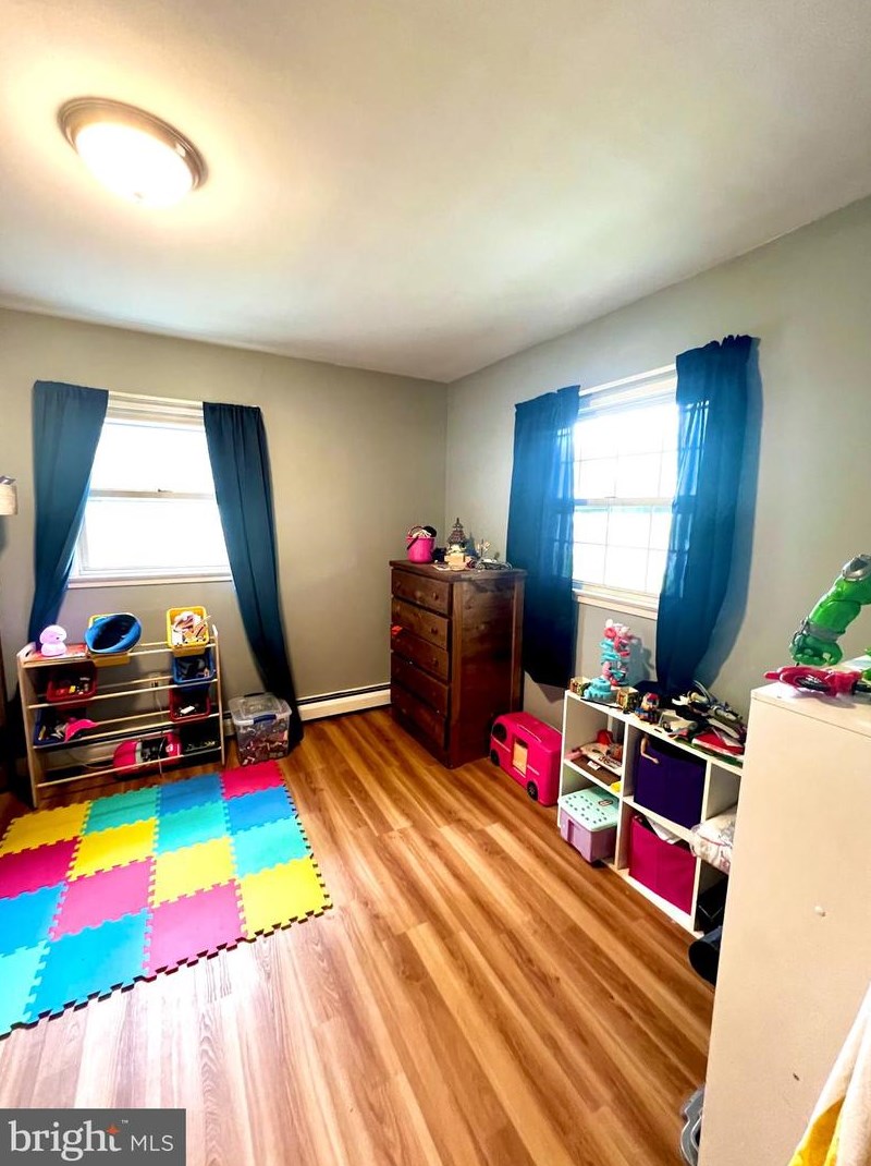 1421 California St, Woodbridge VA  22191-3501 exterior