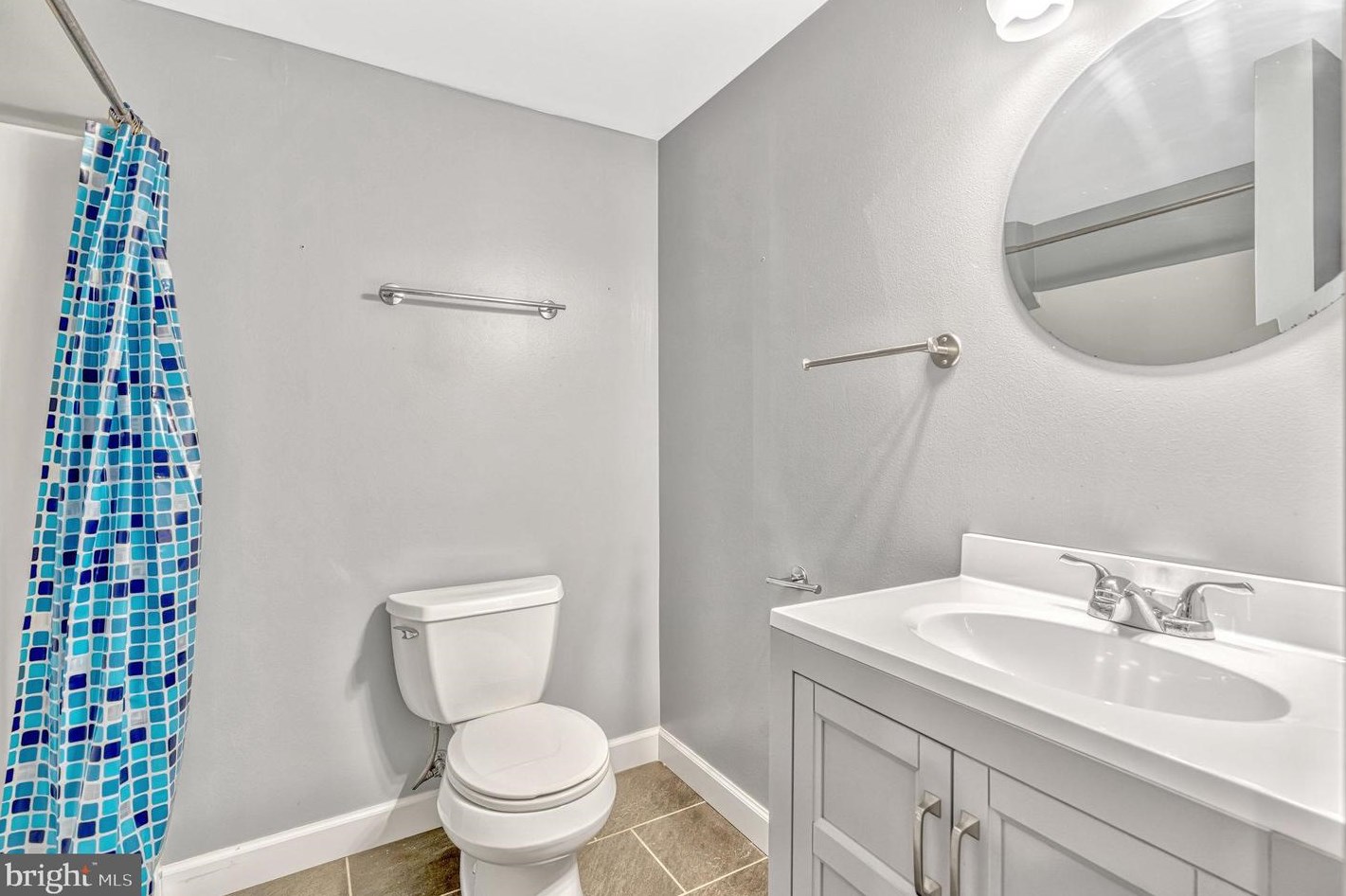 16000 Normandy Ct, Woodbridge VA  22191-4321 exterior