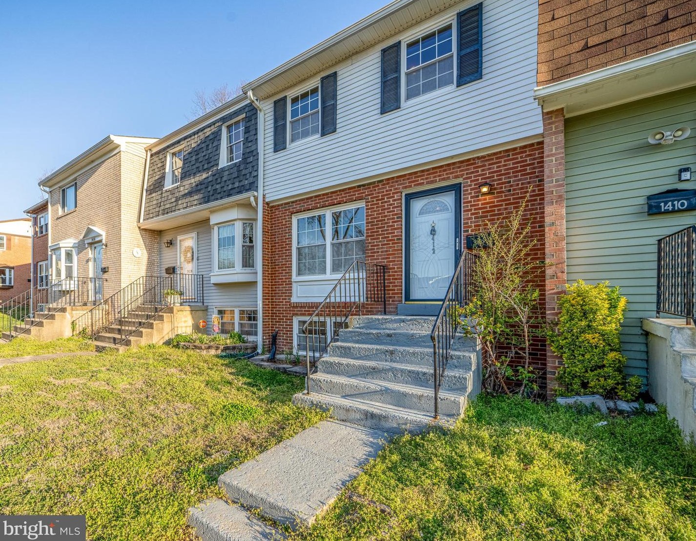 1412 Cottonwood Ct, Woodbridge, VA 22191