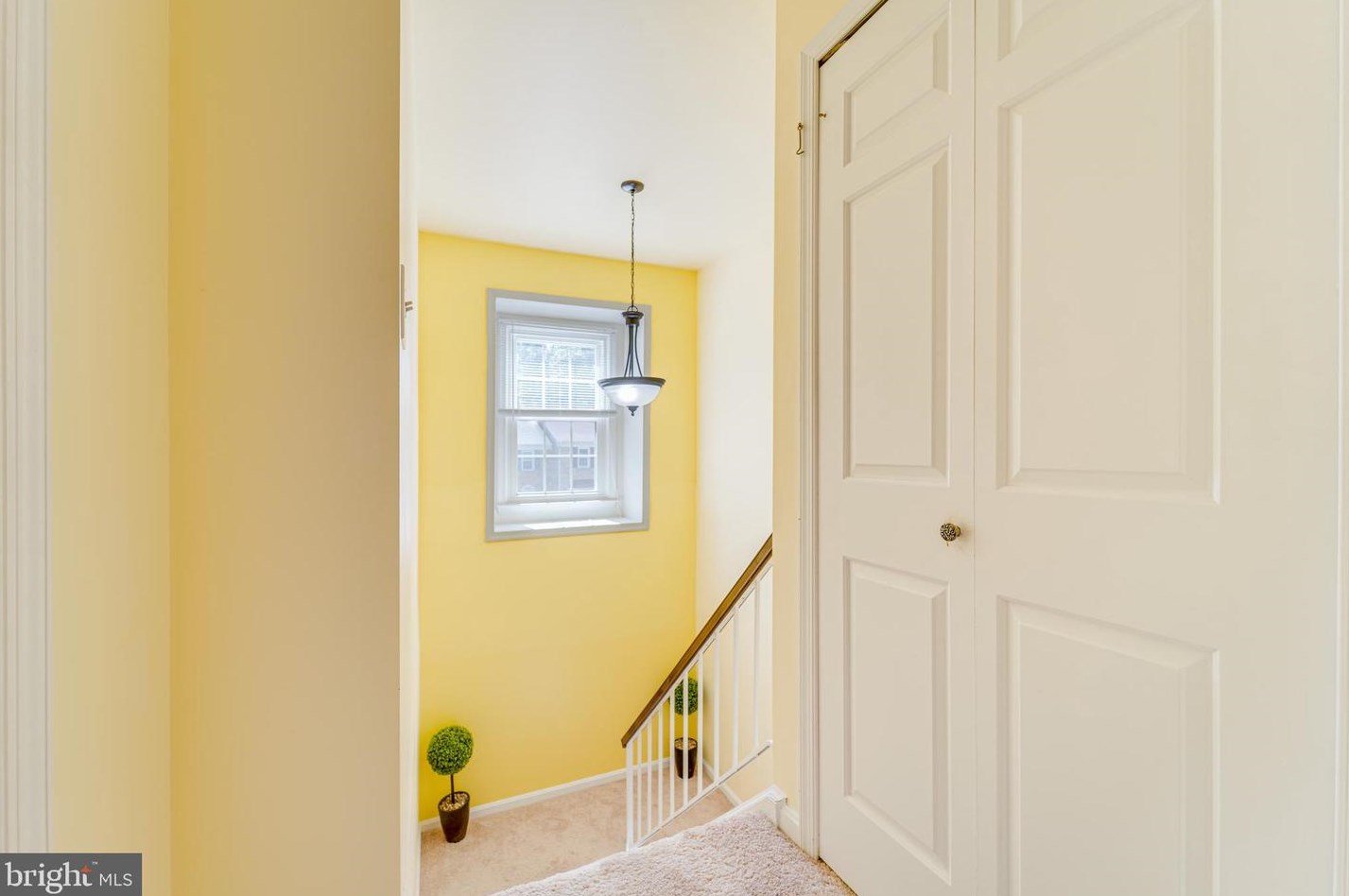 11242 Edgemoor Ct, Woodbridge, VA 22192-1146