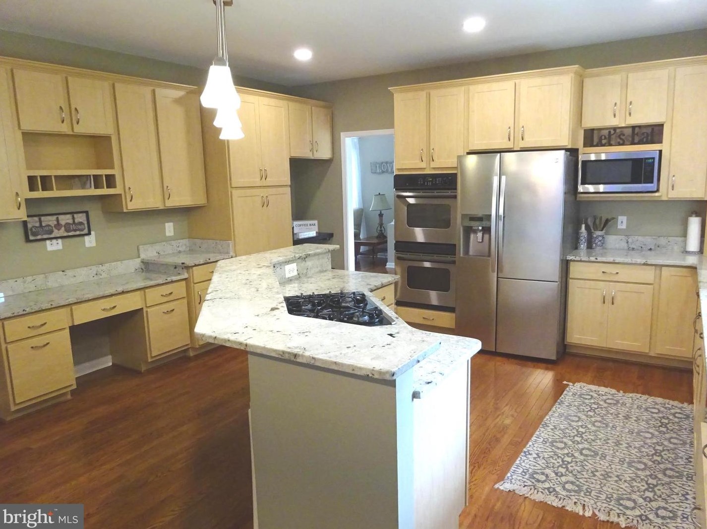 6601 Deep Hollow Ln, Manassas VA 20112-8620 exterior