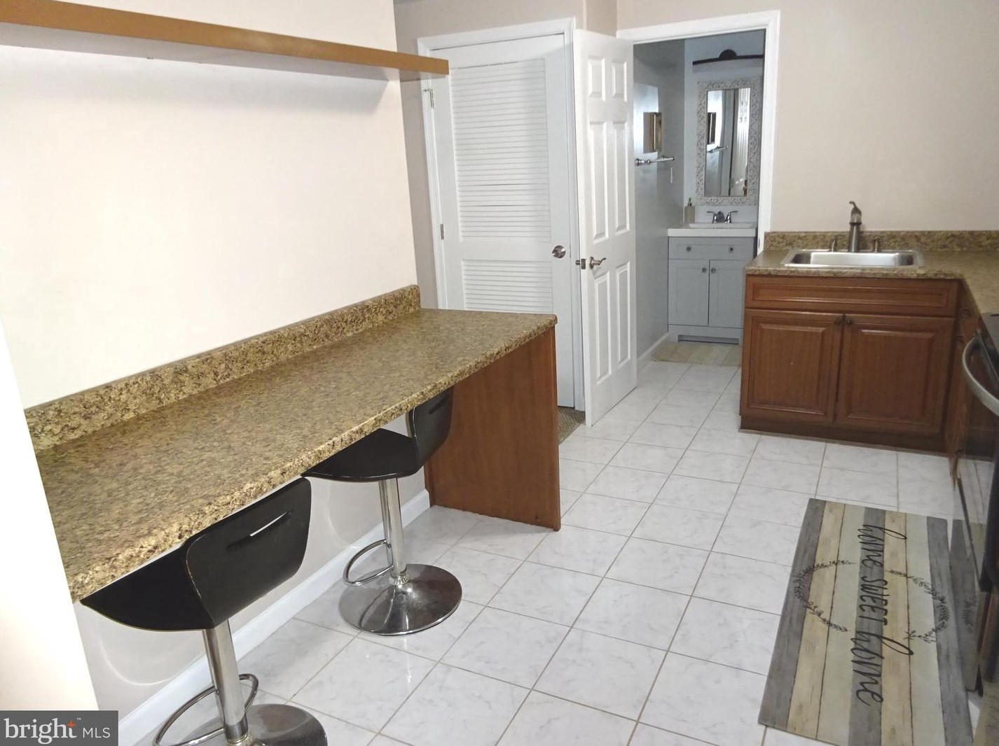 6601 Deep Hollow Ln, Manassas VA 20112-8620 exterior