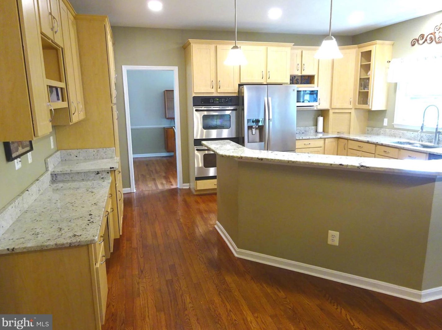 6601 Deep Hollow Ln, Manassas VA 20112-8620 exterior