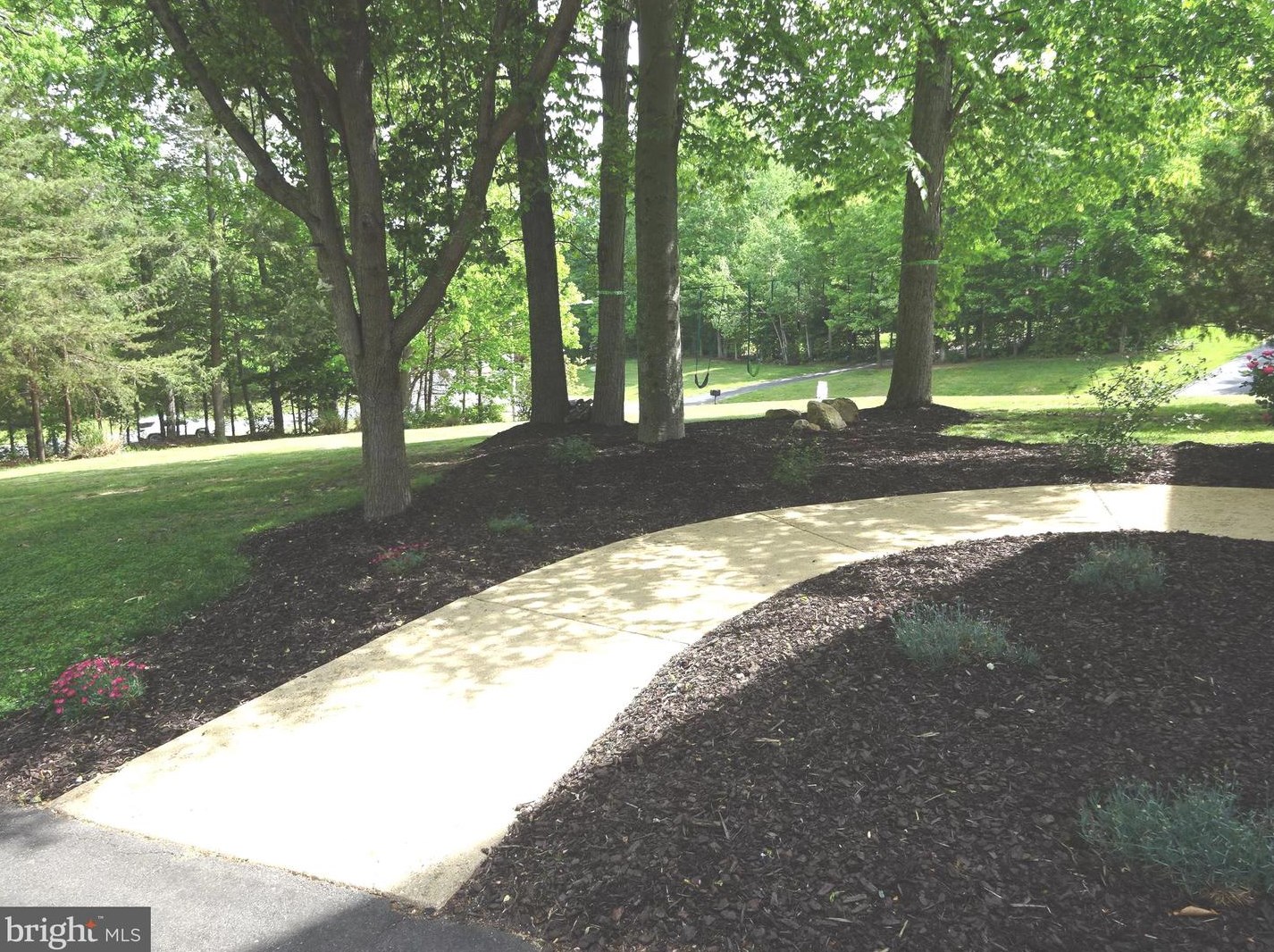 6601 Deep Hollow Ln, Manassas VA 20112-8620 exterior