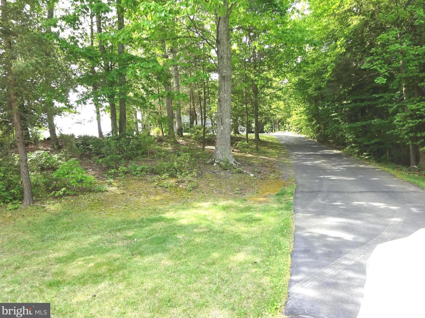 6601 Deep Hollow Ln, Manassas VA 20112-8620 exterior