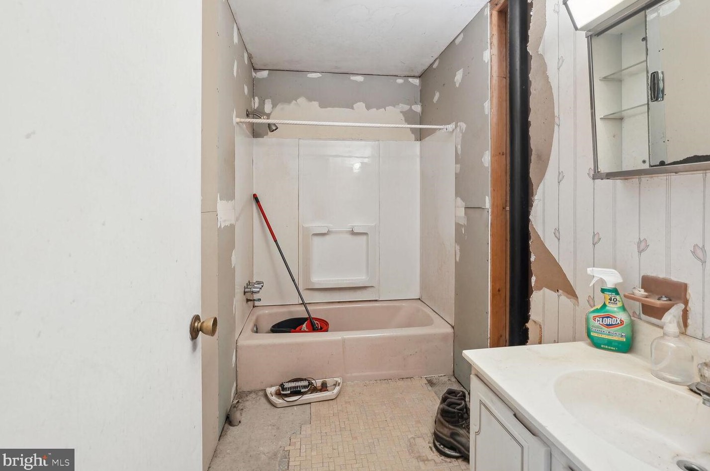 1901 Ridge Rd, Haymarket VA  20169-1521 exterior