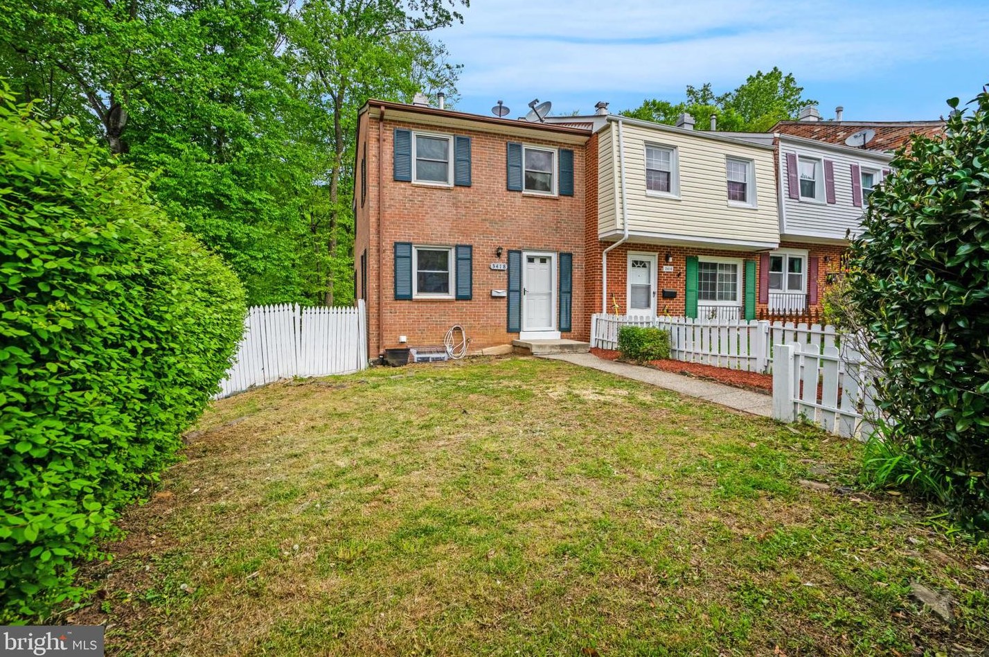 3418 Braddock Dr, Woodbridge, VA 22193-1512