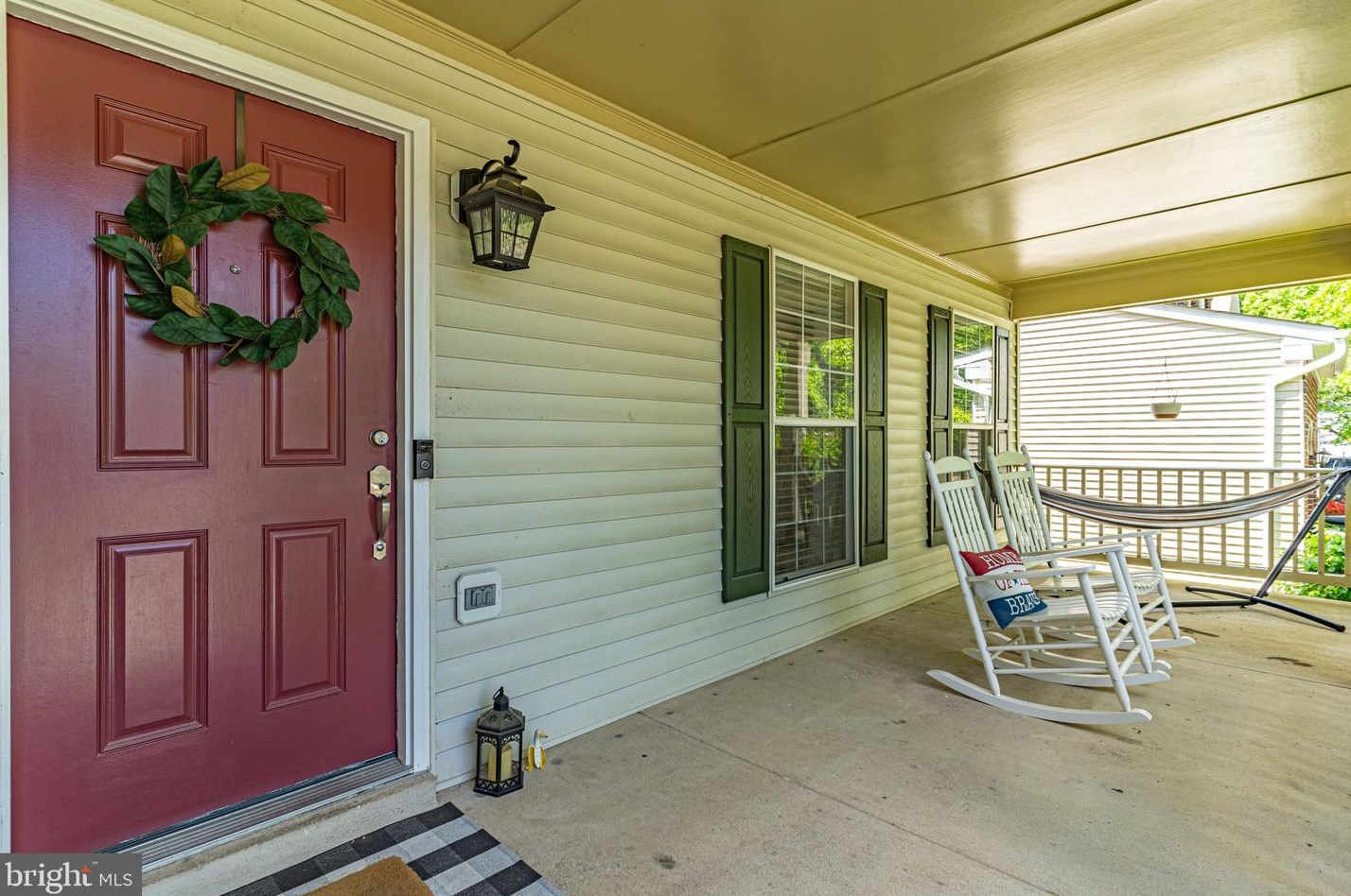 2702 Pheasant Hunt Rd, Woodbridge VA  22192-3929 exterior