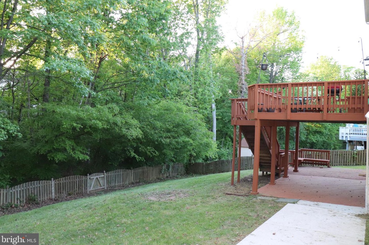 16120 Kennedy St, Woodbridge VA  22191-4500 exterior