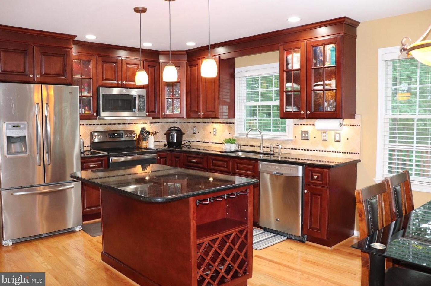 16120 Kennedy St, Woodbridge VA  22191-4500 exterior