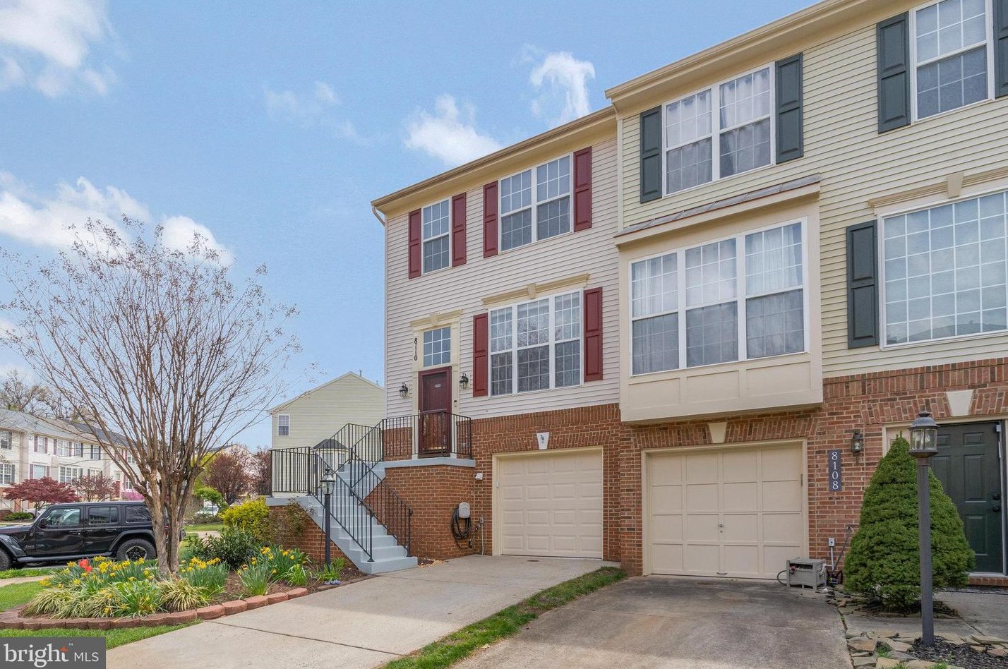 8110 Cerromar Way, Gainesville, VA 20155
