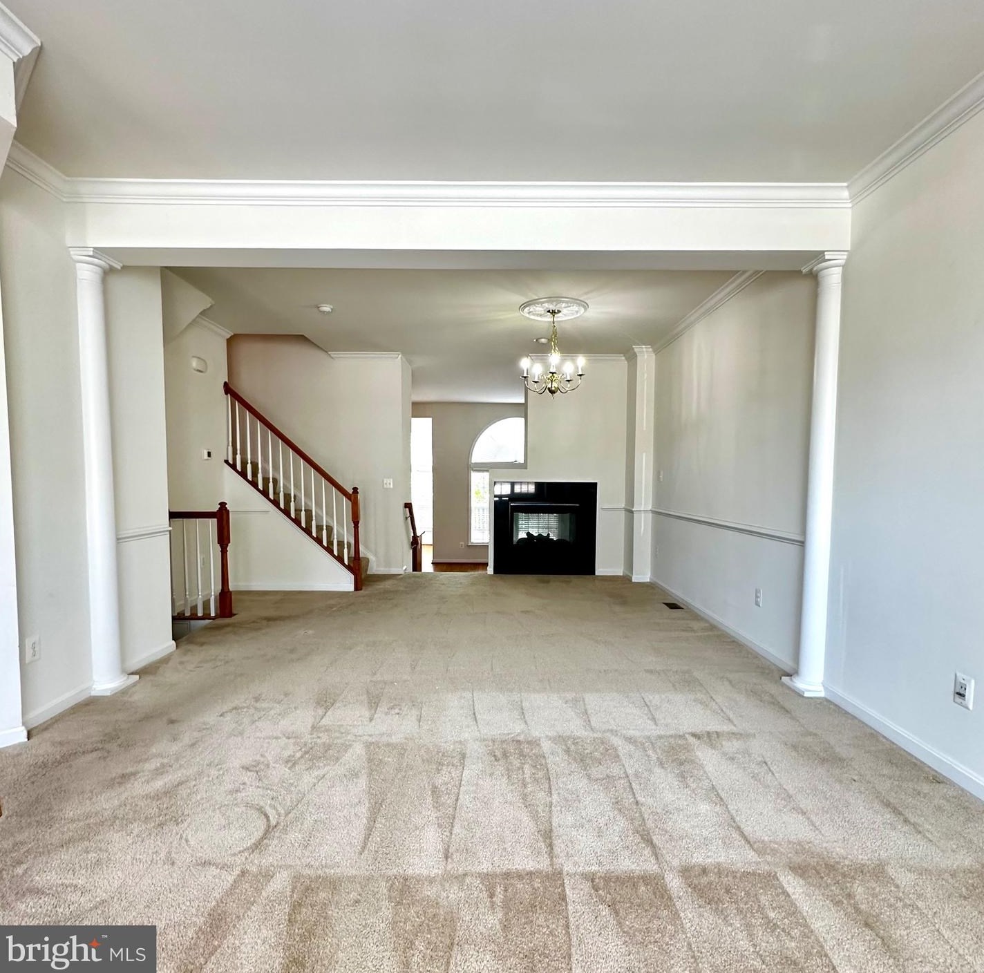 2362 Battery Hill Cir, Woodbridge, VA 22191
