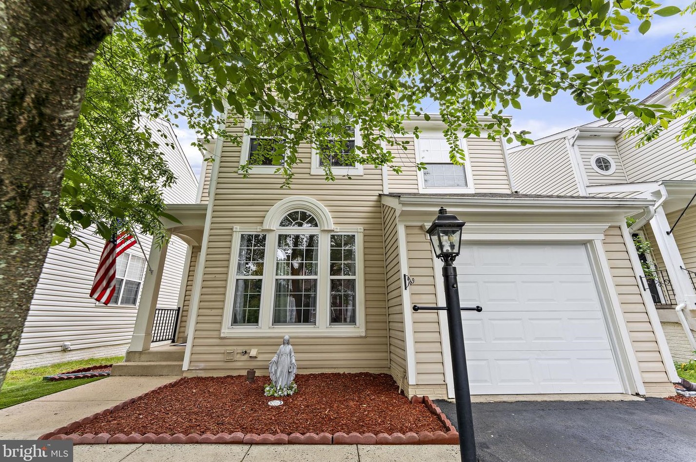6838 Hollow Glen Ct, Gainesville, VA 20155-1466