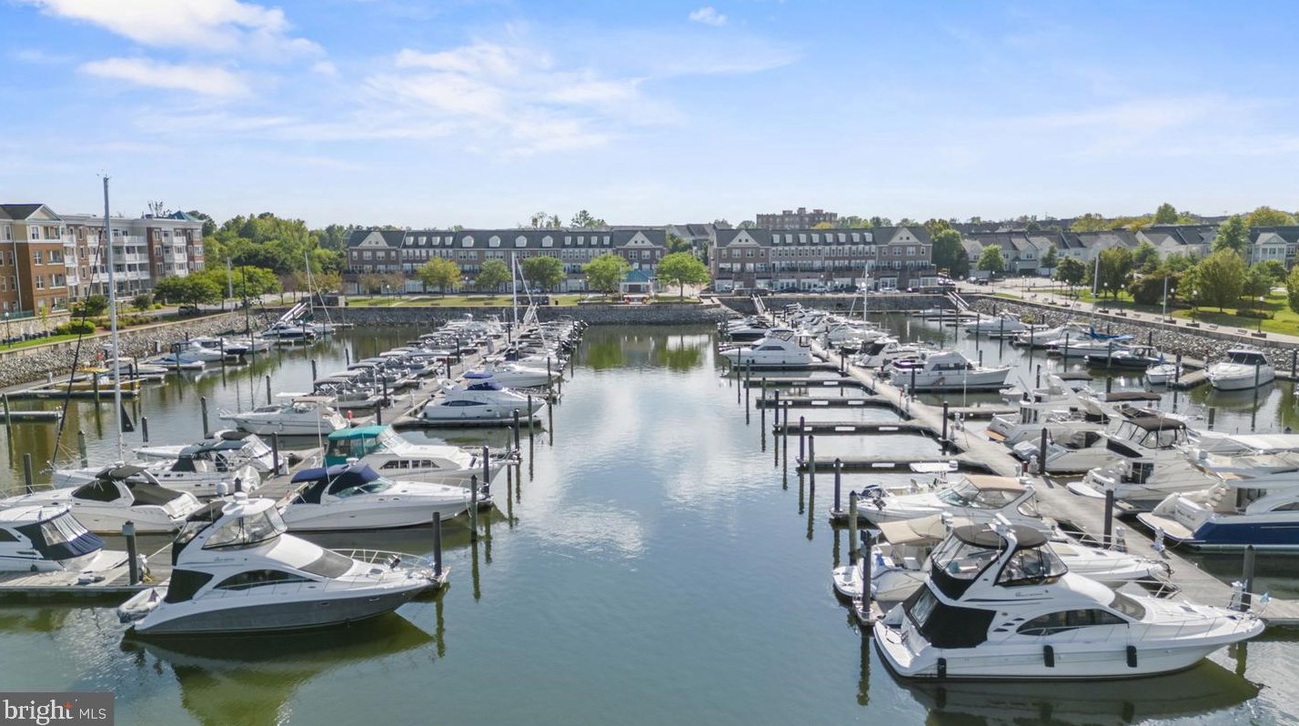 564 Marina Landing Ln, Woodbridge, VA 22191