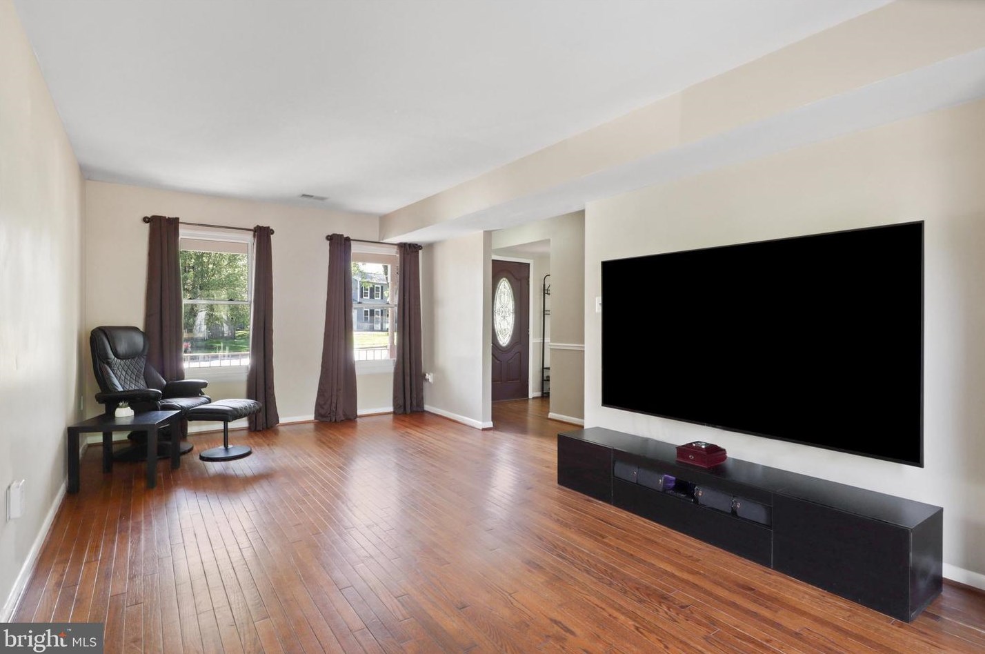 13567 Princedale Dr, Woodbridge VA  22193-3771 exterior