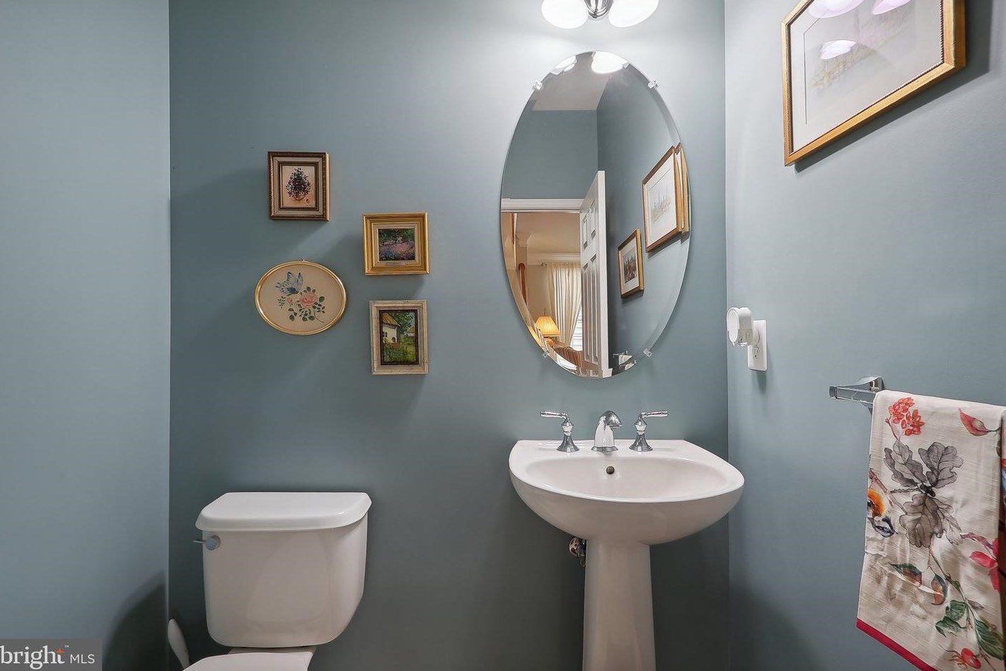 4712 Glass Mountain Way, Haymarket VA  20169-8146 exterior