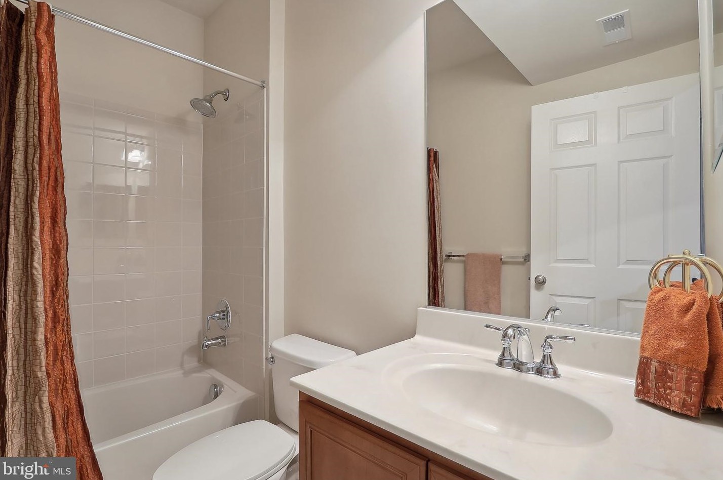 4712 Glass Mountain Way, Haymarket VA  20169-8146 exterior