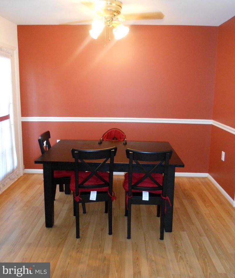 12703 Lockleven Ln, Woodbridge VA  22192-5022 exterior