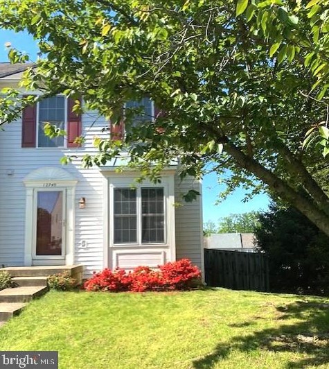 12745 Hunterbrook Dr, Woodbridge, VA 22192