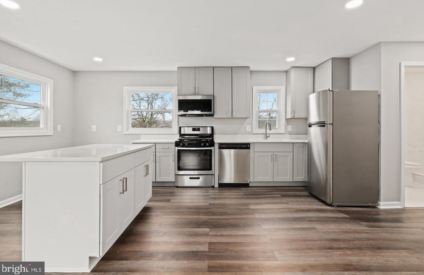 7530 Alleghany Rd, Manassas, VA 20111-4147