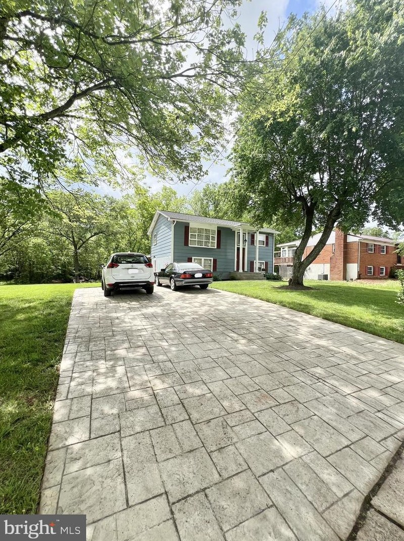 9425 Lafayette Ave, Manassas, VA 20109