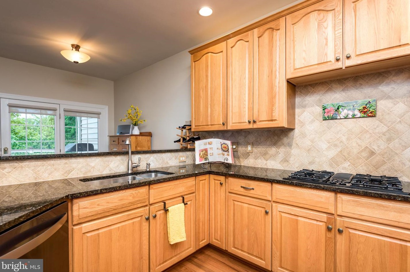 15752 Cool Spring Dr, Haymarket VA  20169-5419 exterior