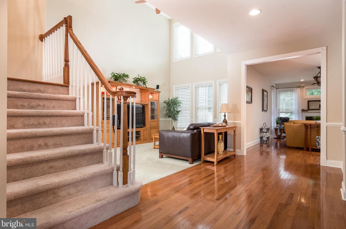 15752 Cool Spring Dr, Haymarket VA  20169-5419 exterior