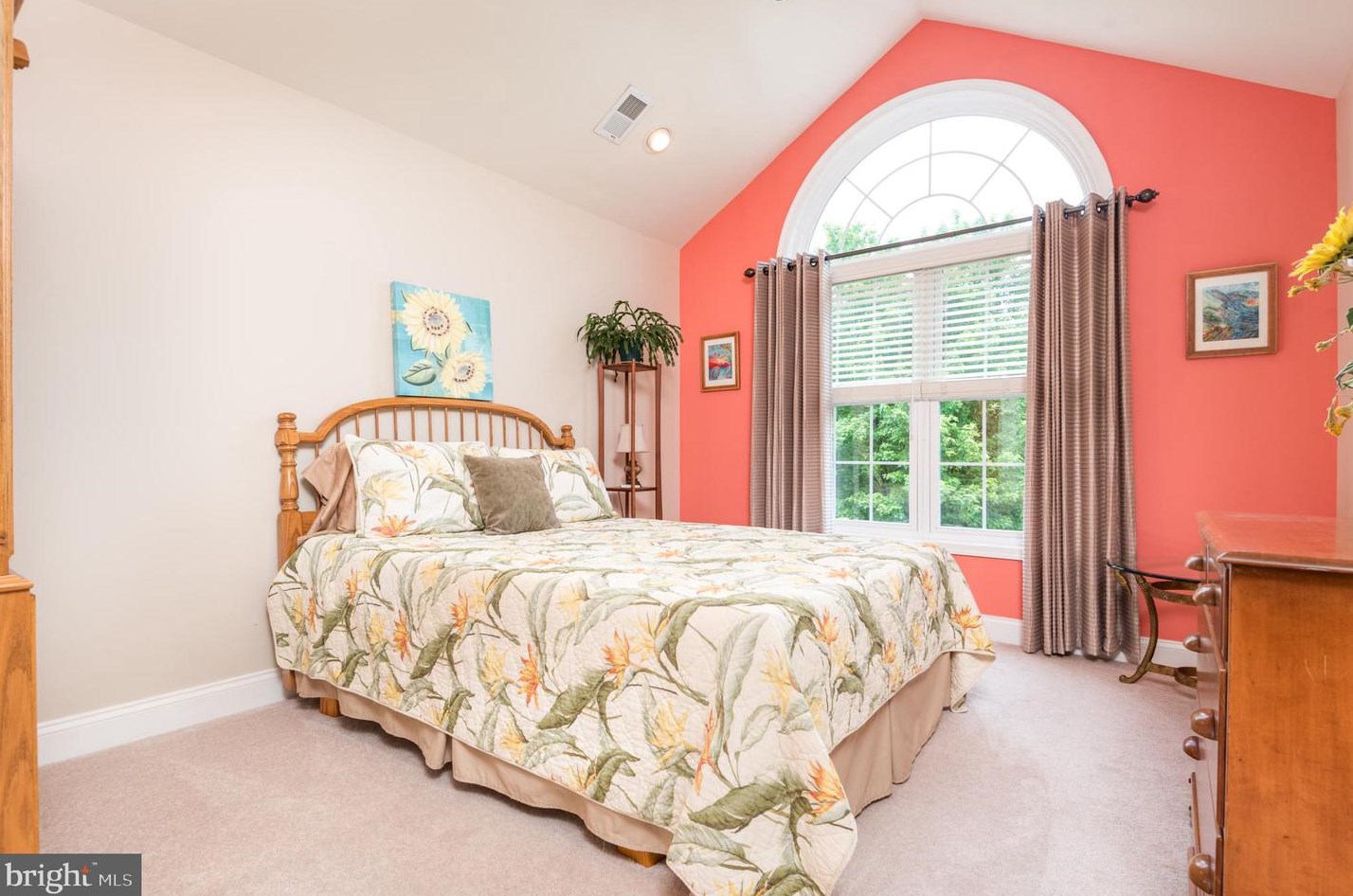 15752 Cool Spring Dr, Haymarket VA  20169-5419 exterior