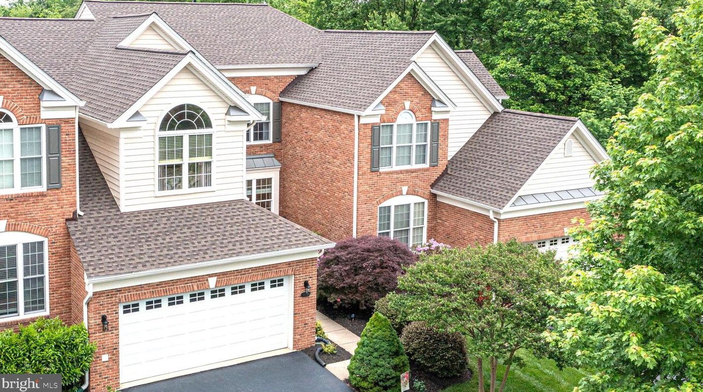 15752 Cool Spring Dr, Haymarket VA  20169-5419 exterior