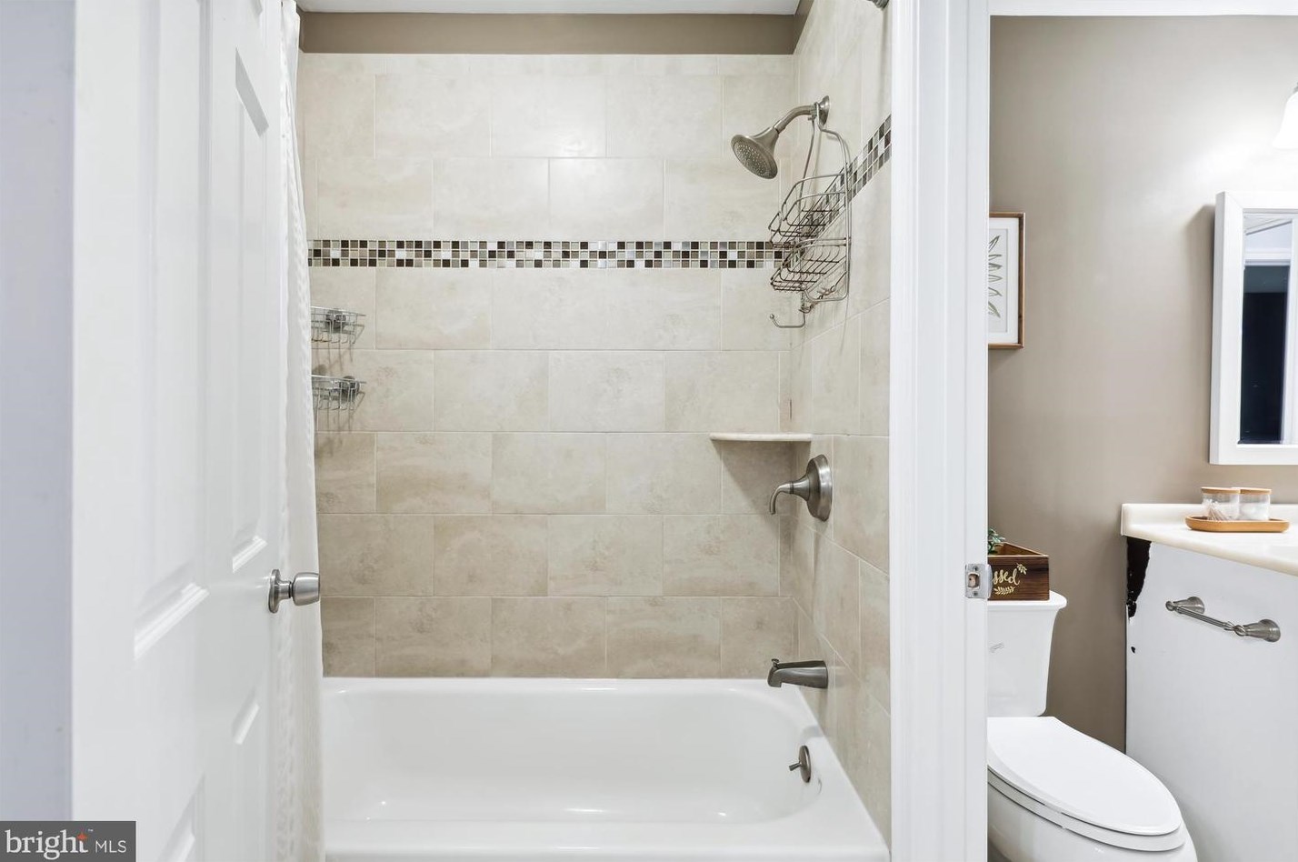 15540 Golf Club Dr, Dumfries VA  22025-1116 exterior