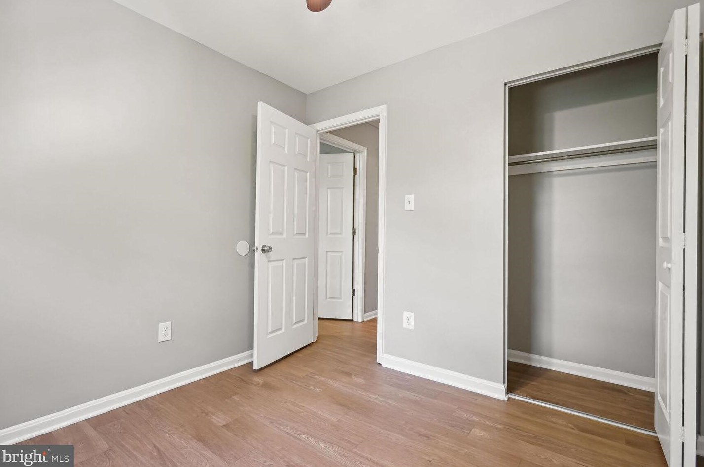 2094 Pilgrim Dr, Woodbridge VA  22192-2319 exterior