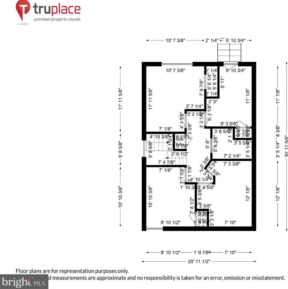 13185 Putnam Cir, Woodbridge VA  22191-1028 exterior
