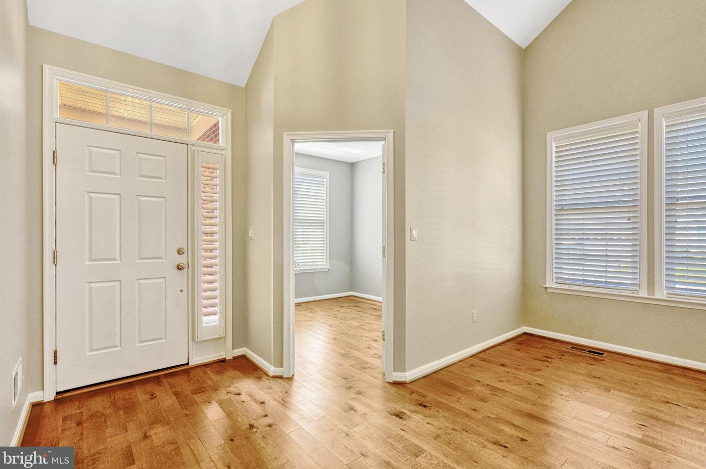 6160 Ferrier Ct, Gainesville, VA 20155