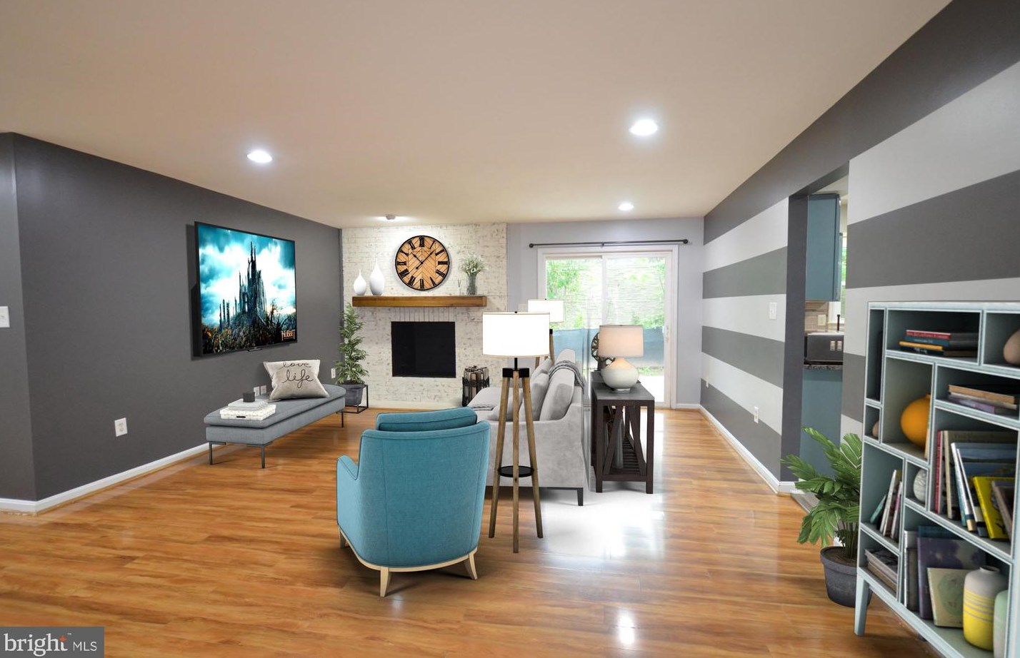 6566 Jefferson St, Haymarket, VA 20169