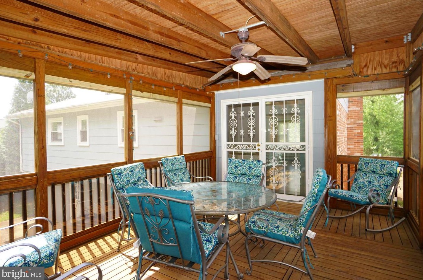 14897 Cordell Ave, Woodbridge VA  22193-1909 exterior