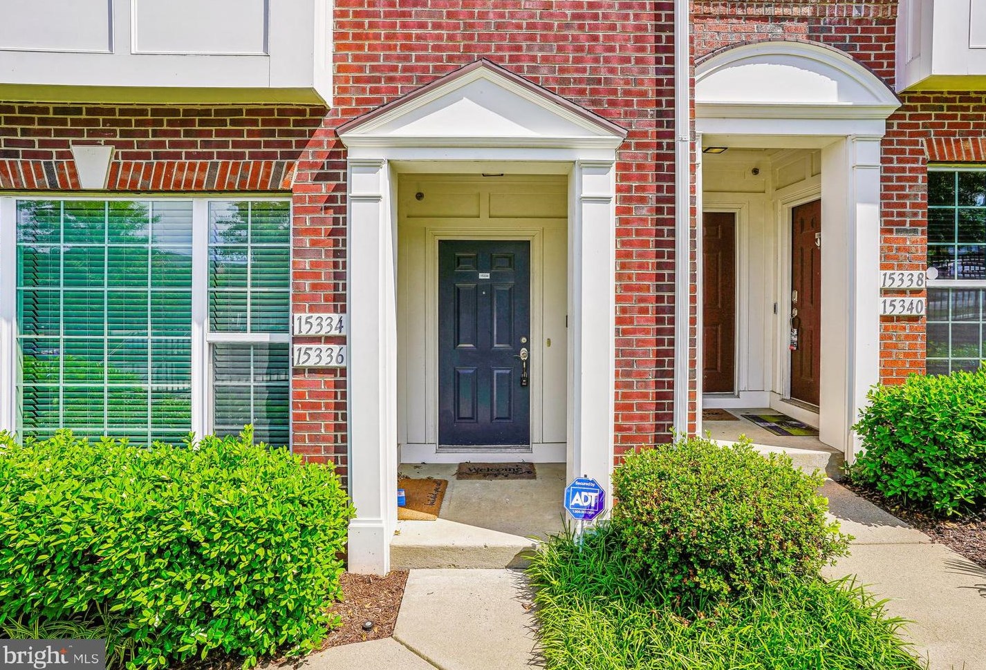 15334 Kensington Park Dr, Woodbridge, VA 22191-6570