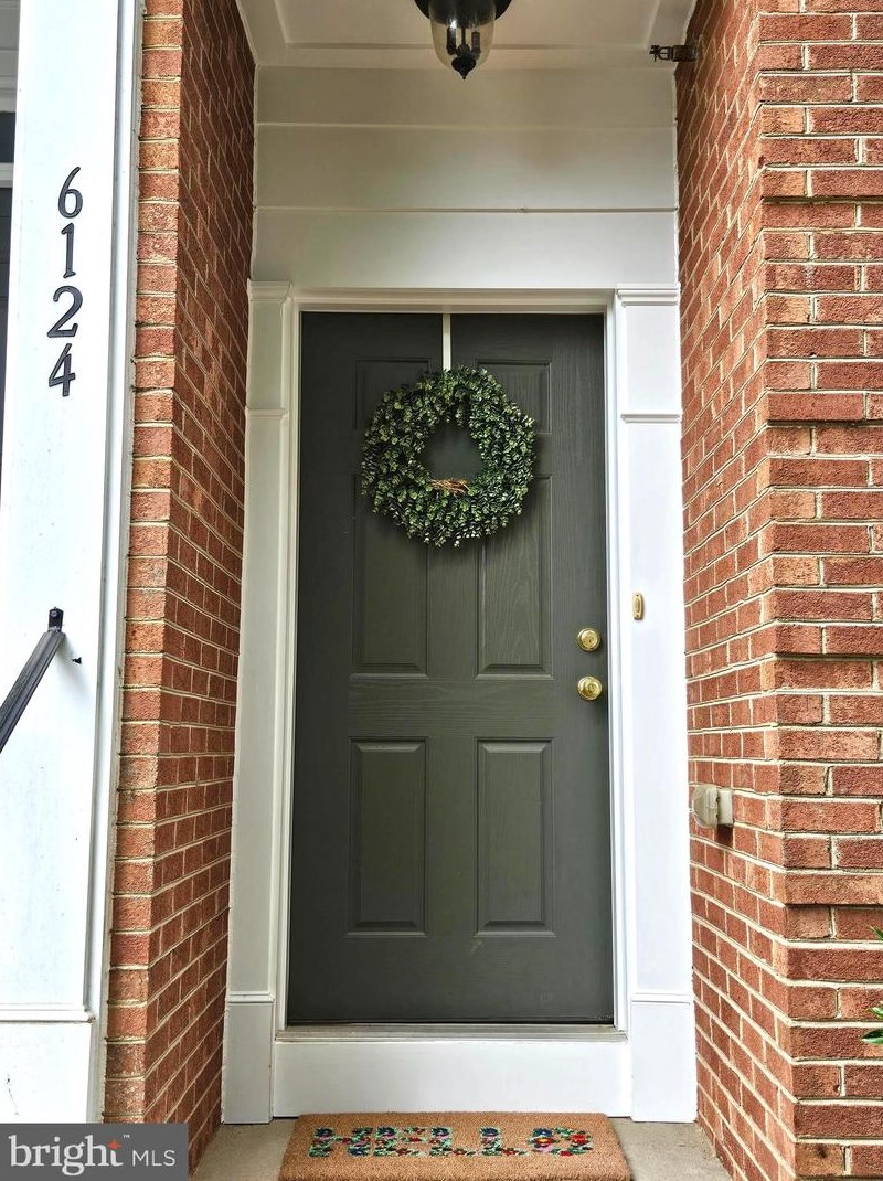 6124 Aster Haven Cir, Haymarket, VA 20169